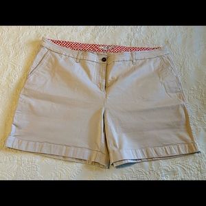 Boden 6” Inseam Chino Shorts